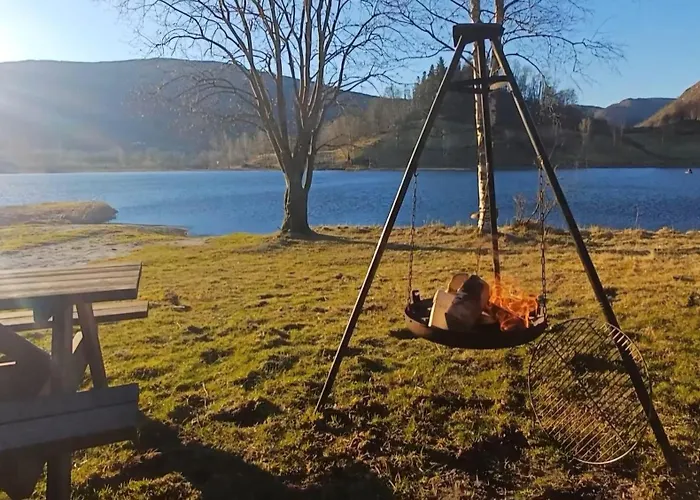 Nesvika 5 Bedroom Home, Only 25 Min From *